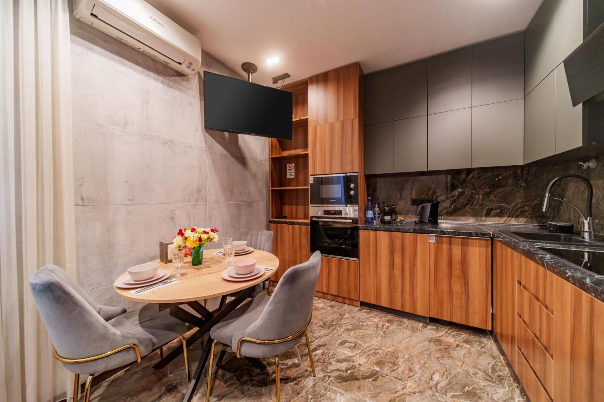 Arch Apart Hotel Ереван Екстериор снимка